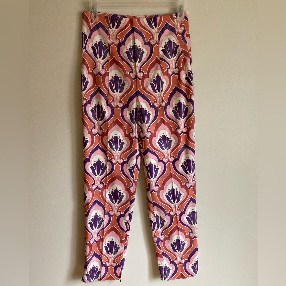 Zara High Waist Slim Fit Pink Paisley Pants Women’s Size 2 US or 34 EU *NWT*